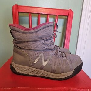 New Balance Fresh Foam 2000 V1 Boots